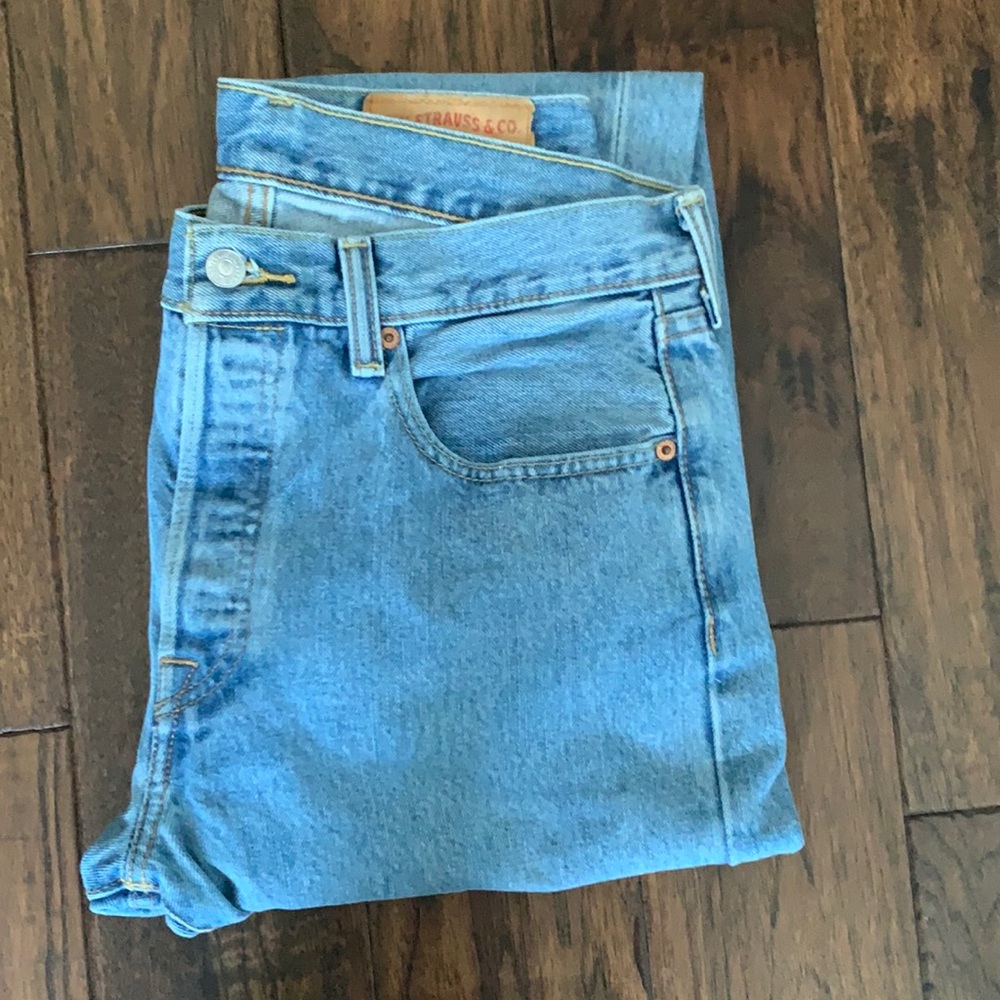 Levis 501 light wash 31x32